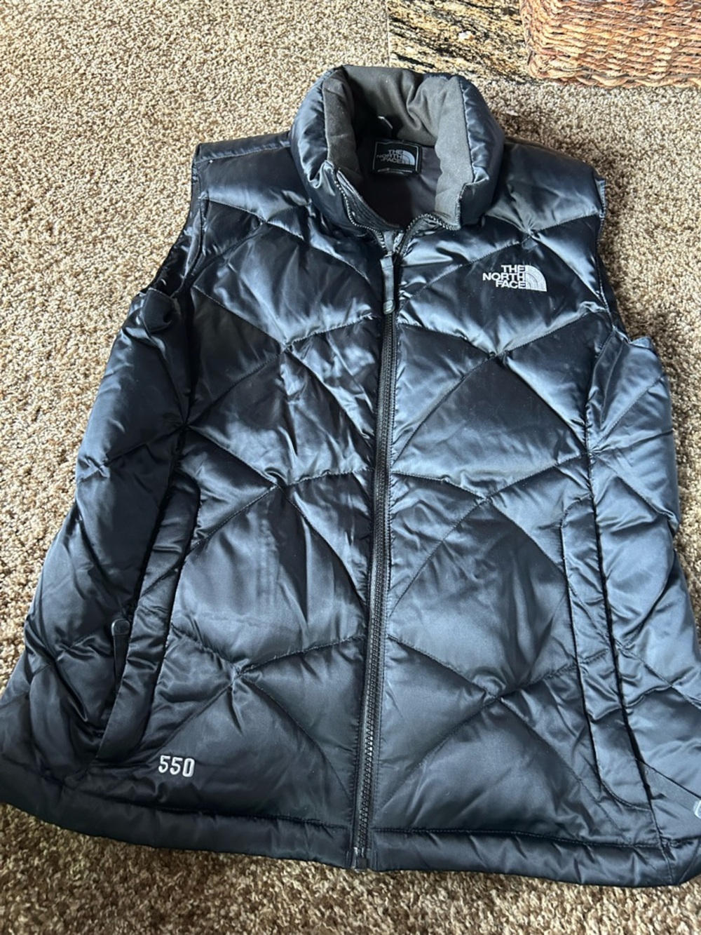 The North Face Women's Black 550 Down Vest
